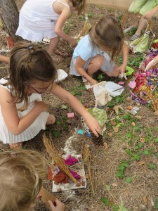 Travail en groupe sur un village