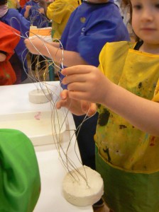 Sculpter à l'école maternelle