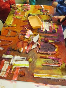 Fabrication d'un tableau de couleurs chaudes