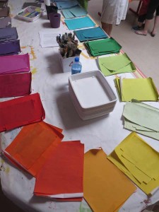 La table des papiers de couleur