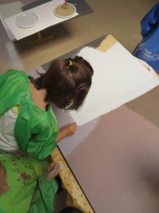 Atelier artistique à la maternelle