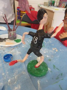 Petit personnage en plâtre