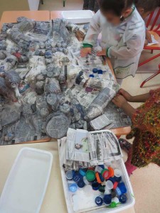 Papier mâché avec les enfants