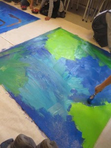 Peinture d'un fond bleu et vert