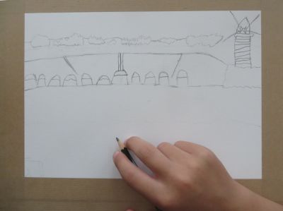Dessin d'un pont au crayon à papier