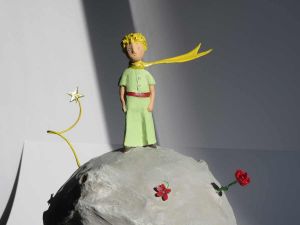 Petit Prince en papier mâché