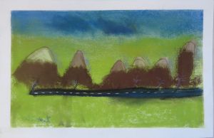 Une route au pied des montagnes