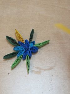 Pétales de fleur en Quilling