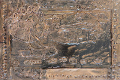 Bas-relief avant passage de la cire dorée