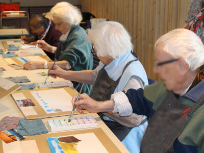 Atelier peinture à l'hôpital de Belleville