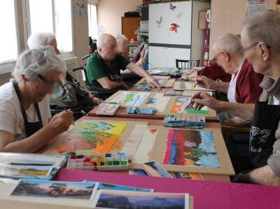 Un atelier avec des personnes agées