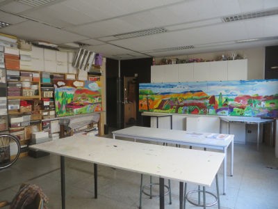 Les deux tableaux dans l'atelier