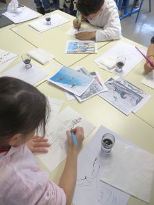 Atelier arts visuels à l'école