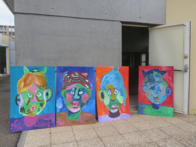 Les 4 portraits géants du centre de loisir de Mably