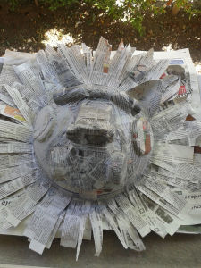 Masque en papier mâché