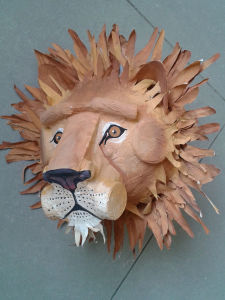 Peindre un masque de lion