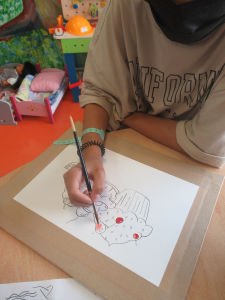 Ateliers artistiques avec les enfants hospitalisés