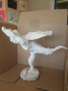 Atelier de sculpture avec les enfants hospitalisés