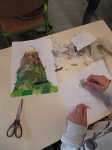 Atelier d'arts plastiques à l'école élémentaire