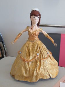 Figurine modelée par une enfant