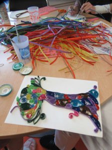 Atelier Quilling avec les enfants à l'hôpital HFME à Bron