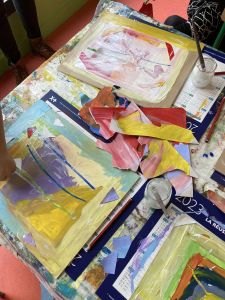 Découpage collage de formes géométriques