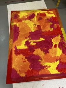 Grand tableau aux couleurs chaudes