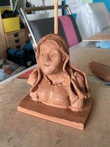 Atelier modelage avec des enfants hospitalisés