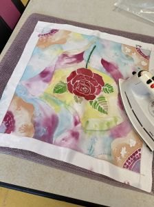 Fixation de la peinture avec un fer à repasser