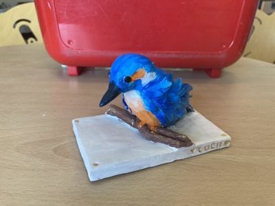 Artiste plasticienne intervenant en milieu scolaire et hospitalier