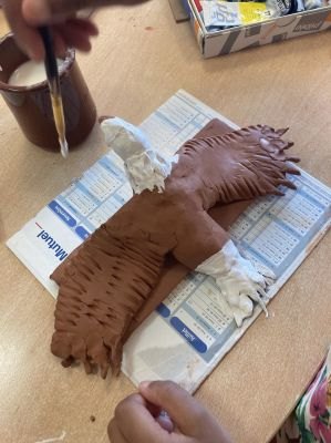 Peindre les plumes blanches de l'aigle