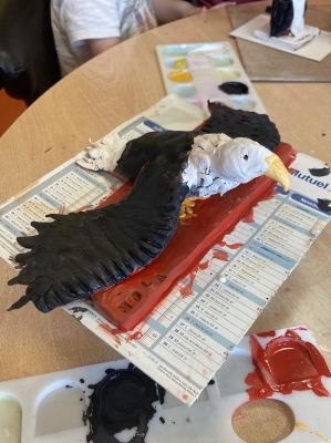 L'aigle modelé par Nola, 5 ans