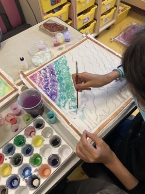 Ateliers artistiques avec les enfants hospitalisés
