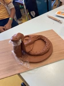 Modelage d'un serpent par Camille