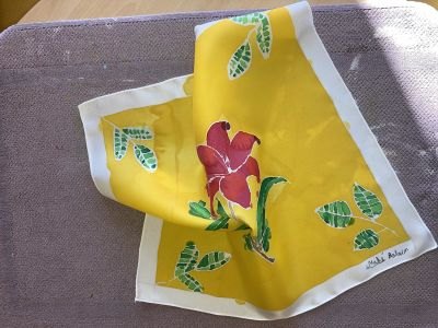 Peinture sur soie avec les enfants