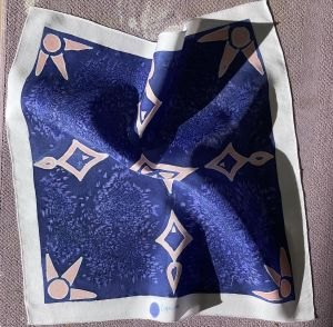 Artiste plasticienne qui propose des ateliers aux enfants