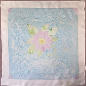 Foulard aux tons pastels