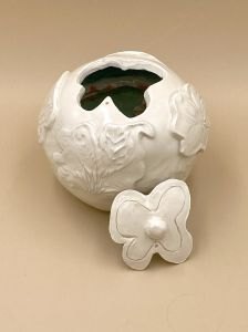Porte en forme de fleur