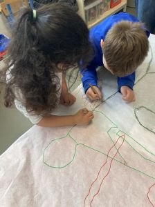 Les apprennent à s'aider