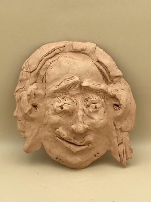 Artiste plasticienne qui travaille avec les enfants