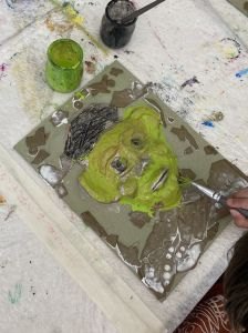 Il sera possible de superposer les couleurs transparentes