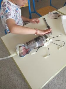 Animal extraordinaire en papier mâché
